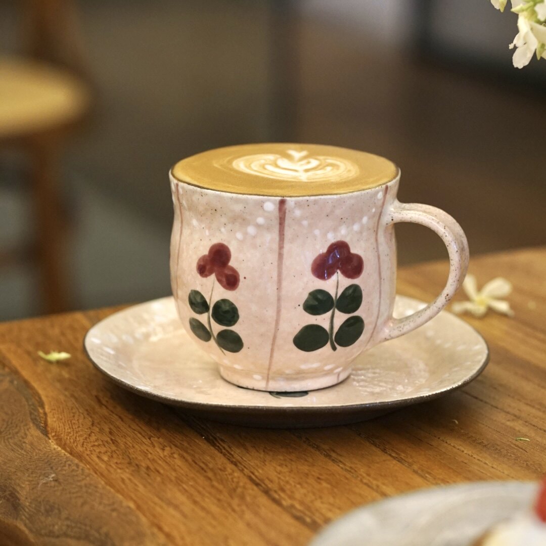 M077 Blush Wildflower Mug Set – 10.1oz / 300ml