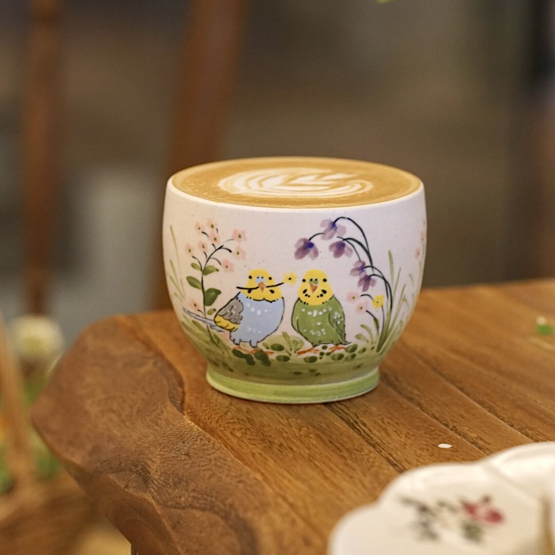 M081 Meadow Budgie Mug – 10.1oz / 300ml