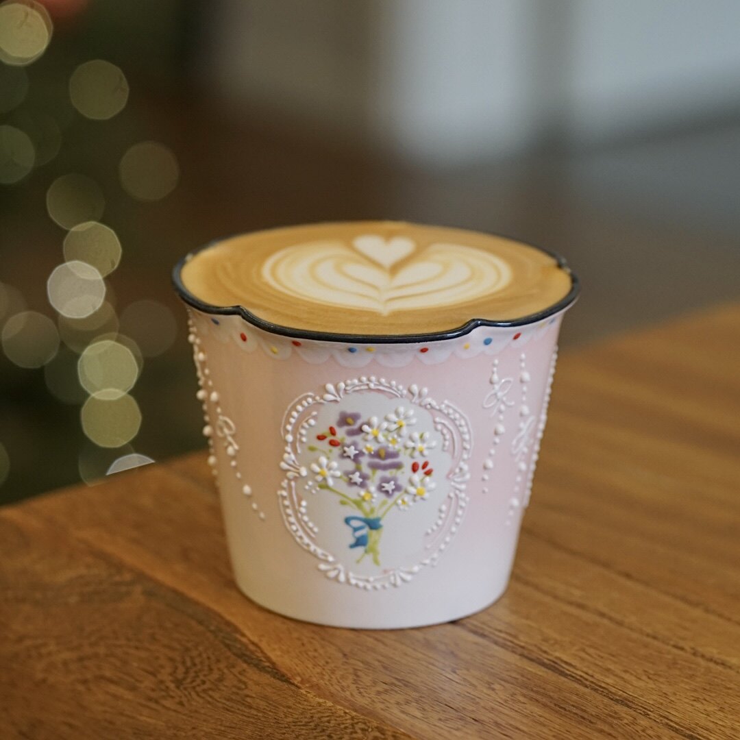 M033 Pastoral Bouquet Mug – 8.8oz / 260ml